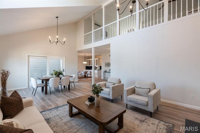 730 Willow Spring Hill Court, Chesterfield, MO 63017