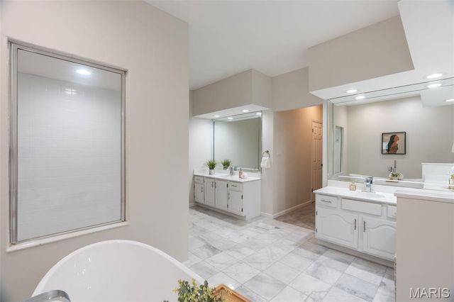 730 Willow Spring Hill Court, Chesterfield, MO 63017