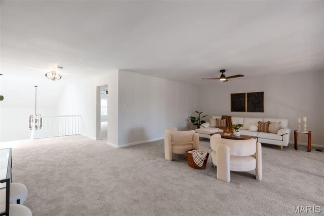 730 Willow Spring Hill Court, Chesterfield, MO 63017