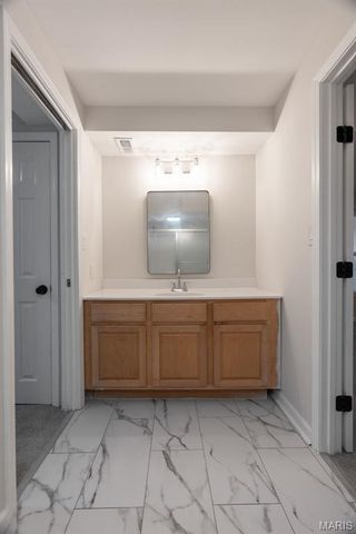 730 Willow Spring Hill Court, Chesterfield, MO 63017