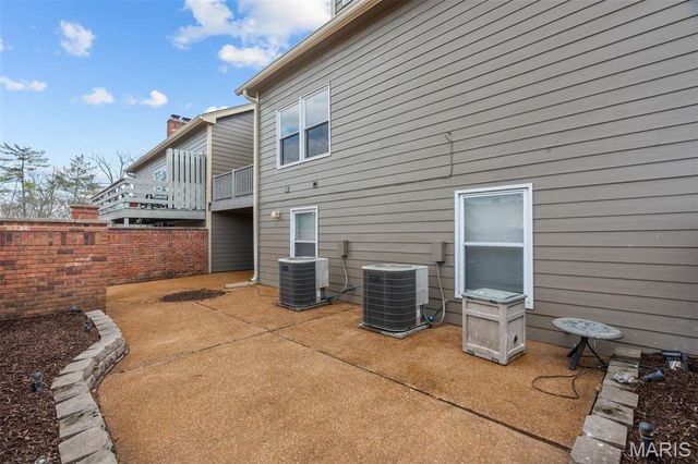 730 Willow Spring Hill Court, Chesterfield, MO 63017