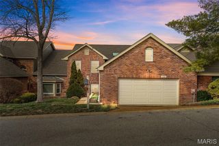 730 Willow Spring Hill Court, Chesterfield, MO 63017