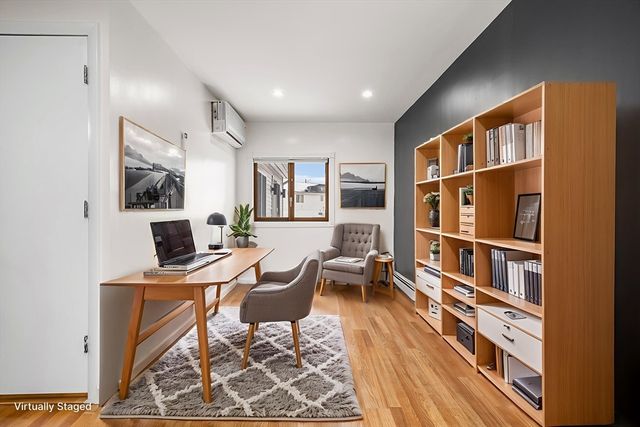 34 Paris St, Everett, MA 02149