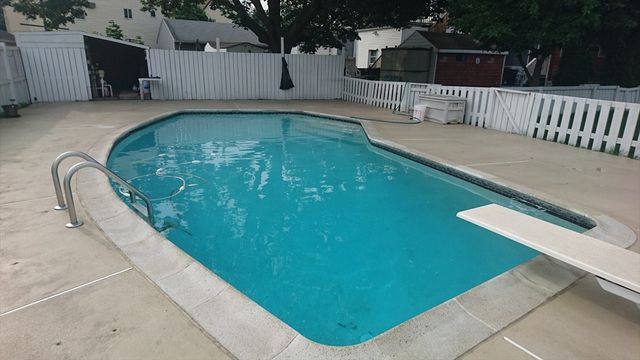 34 Paris St, Everett, MA 02149