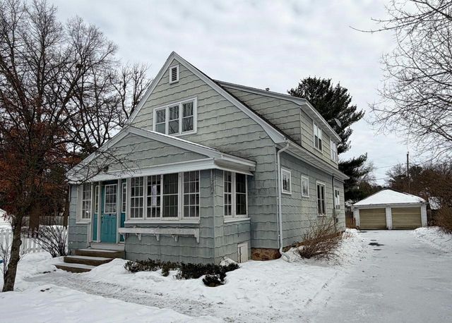 304 LINWOOD AVENUE, Park Ridge, WI 54481