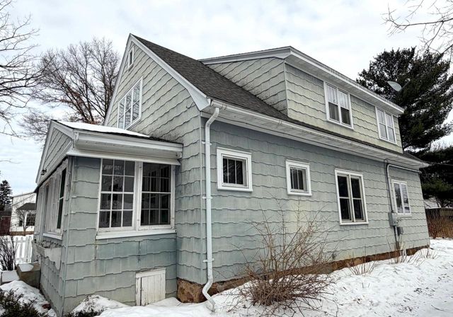 304 LINWOOD AVENUE, Park Ridge, WI 54481