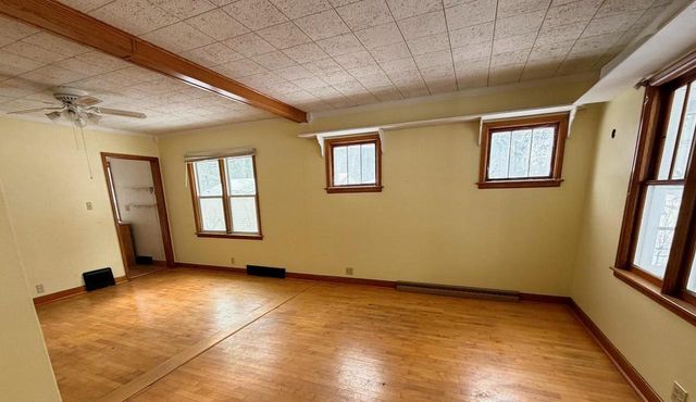 304 LINWOOD AVENUE, Park Ridge, WI 54481