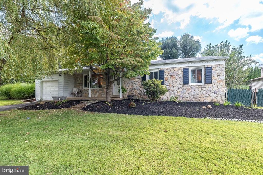 1331 CLOVER LN, FEASTERVILLE TREVOSE, PA 19053 — photo 3