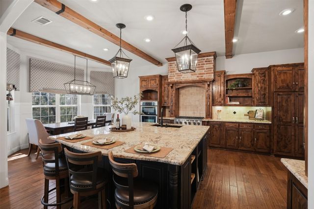 9651 Yellow Rose Lane, Pilot Point, TX 76258