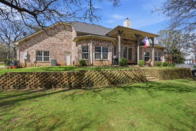 9651 Yellow Rose Lane, Pilot Point, TX 76258