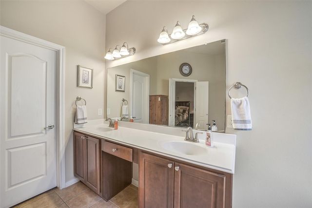 11906 Jansells Crossing Drive, Houston, TX 77065