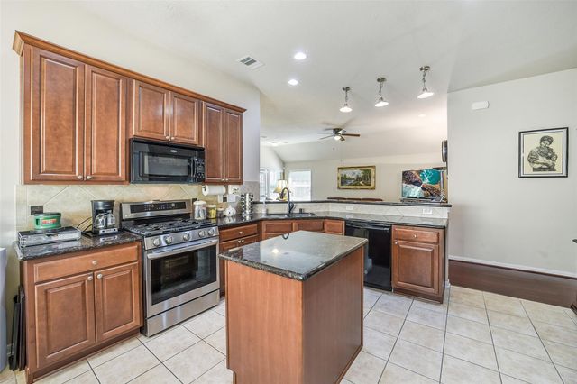 11906 Jansells Crossing Drive, Houston, TX 77065