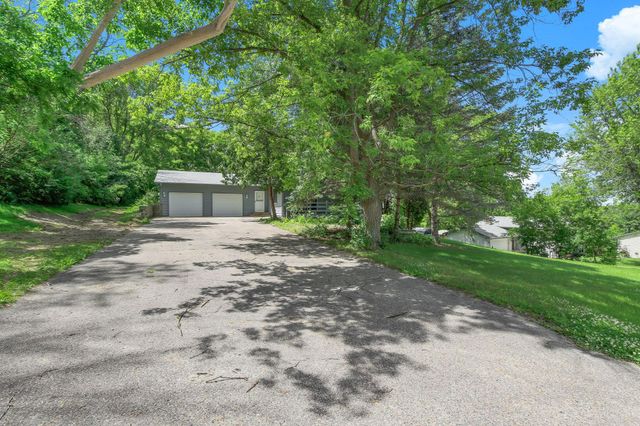 7435 Kurt Street, Loretto, MN 55357