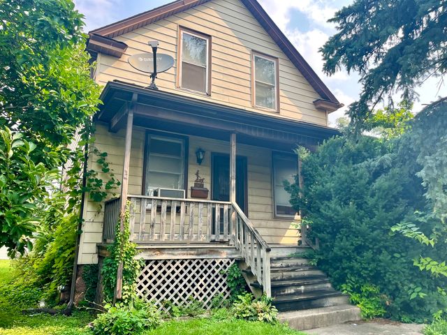 8034 W 42nd Street, Lyons, IL 60534