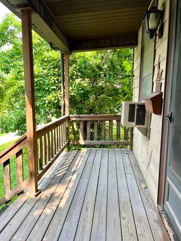 8034 W 42nd Street, Lyons, IL 60534