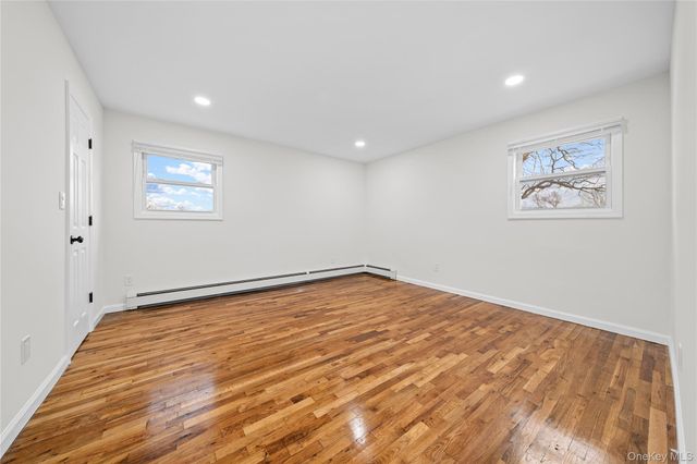 55 Schleigel Boulevard, Farmingdale, NY 11735