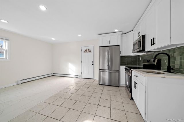 55 Schleigel Boulevard, Farmingdale, NY 11735