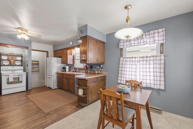 2468 S 61st STREET, West Allis, WI 53219