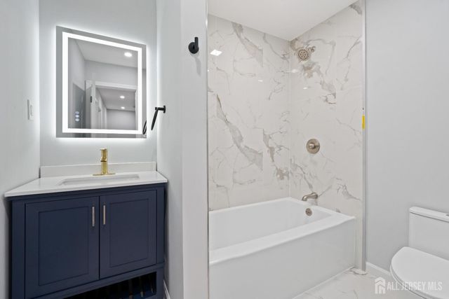 4-F Lincoln Lane, South Brunswick, NJ 08810