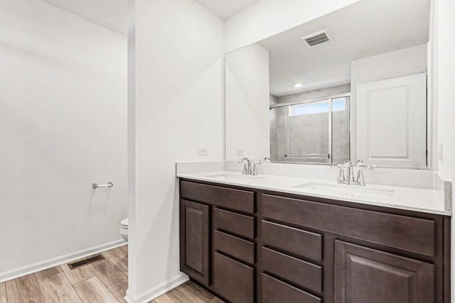 413 Hathaway Lane, Oswego, IL 60543