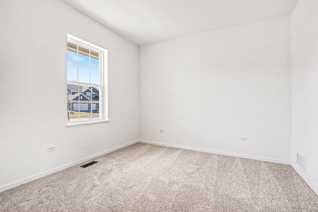 413 Hathaway Lane, Oswego, IL 60543