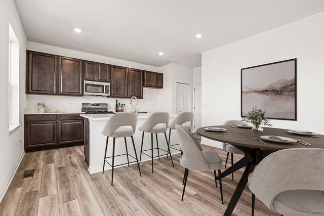 413 Hathaway Lane, Oswego, IL 60543