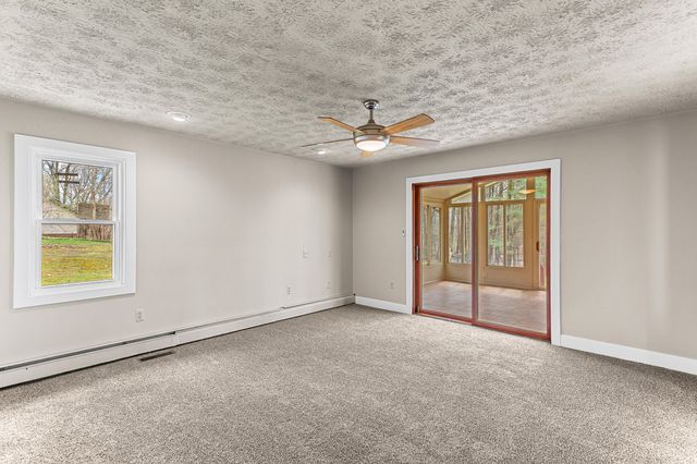 250 Scottshill Road, Milford Charter Twp, MI 48381