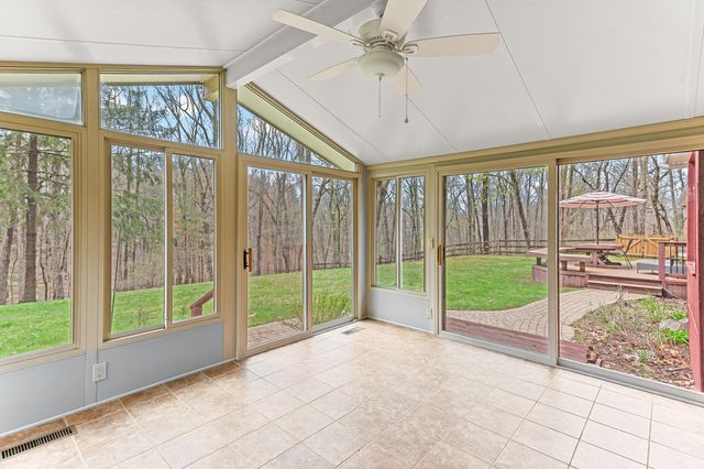 250 Scottshill Road, Milford Charter Twp, MI 48381