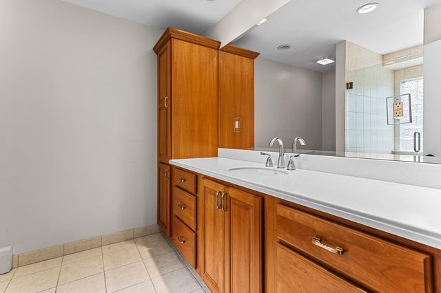 250 Scottshill Road, Milford Charter Twp, MI 48381