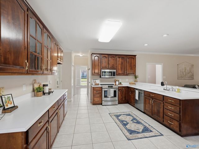 1906 Colony Way SW, Decatur, AL 35603
