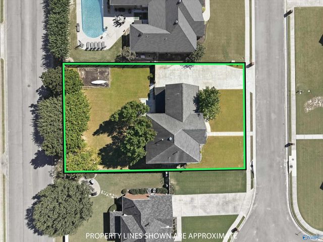 1906 Colony Way SW, Decatur, AL 35603