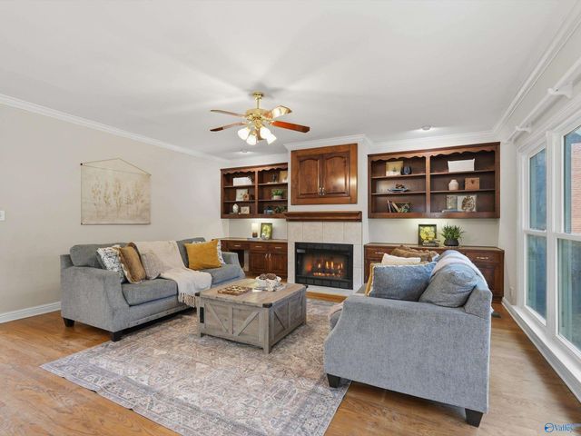 1906 Colony Way SW, Decatur, AL 35603