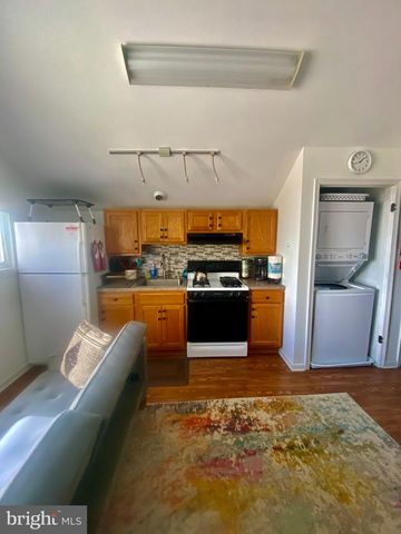13 N NEW HAMPSHIRE AVE, Atlantic City, NJ 08401