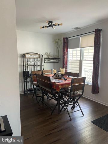 13 N NEW HAMPSHIRE AVE, Atlantic City, NJ 08401
