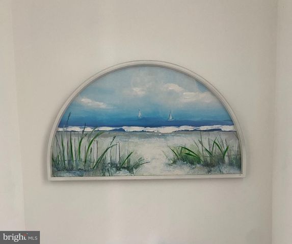 13 N NEW HAMPSHIRE AVE, Atlantic City, NJ 08401