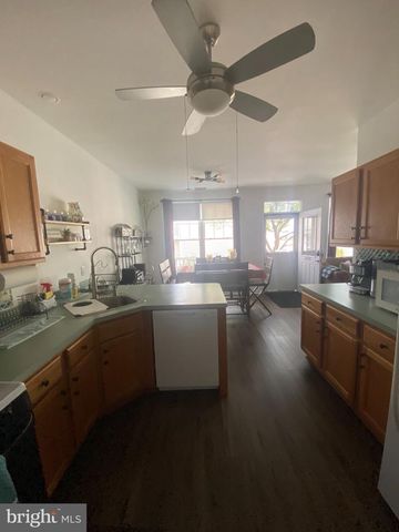 13 N NEW HAMPSHIRE AVE, Atlantic City, NJ 08401