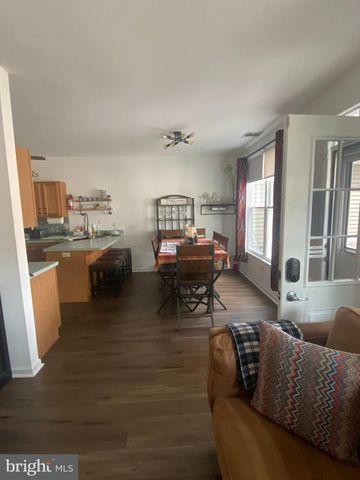 13 N NEW HAMPSHIRE AVE, Atlantic City, NJ 08401