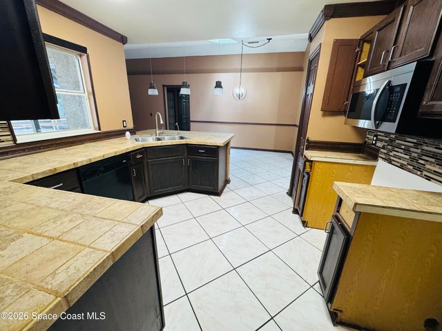 3020 Forghun Avenue SE, Palm Bay, FL 32909