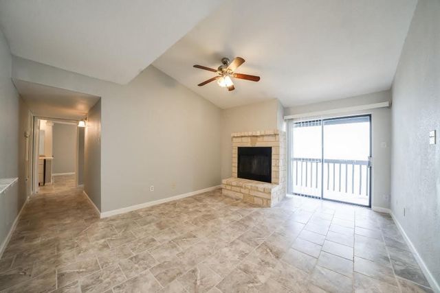 9009 Richmond Avenue 703, Houston, TX 77063