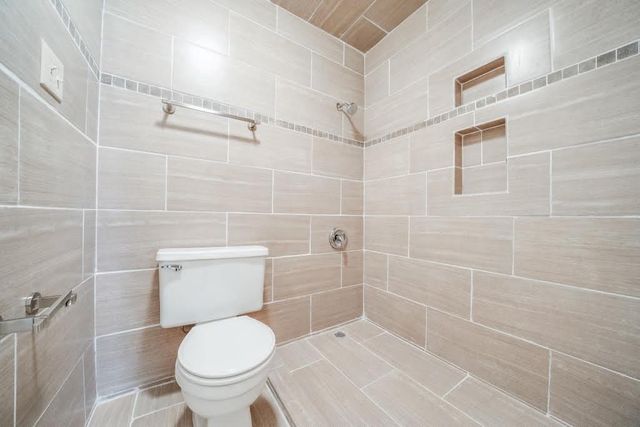 9009 Richmond Avenue 703, Houston, TX 77063