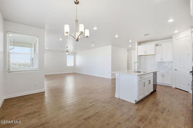 13309 Emerald Water Court, El Paso, TX 79928