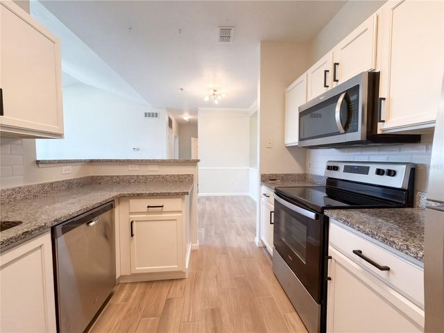 4802 51ST STREET W 411, Bradenton, FL 34210
