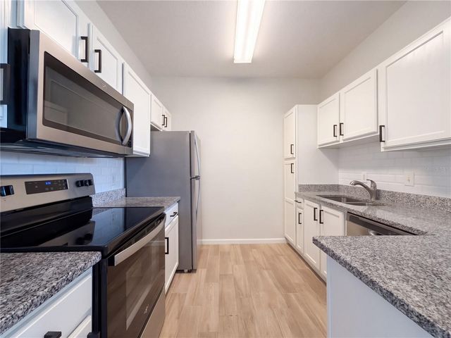 4802 51ST STREET W 411, Bradenton, FL 34210