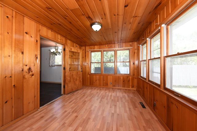 N48W16806 Lisbon ROAD, Menomonee Falls, WI 53051