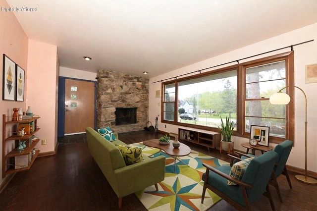 N48W16806 Lisbon ROAD, Menomonee Falls, WI 53051