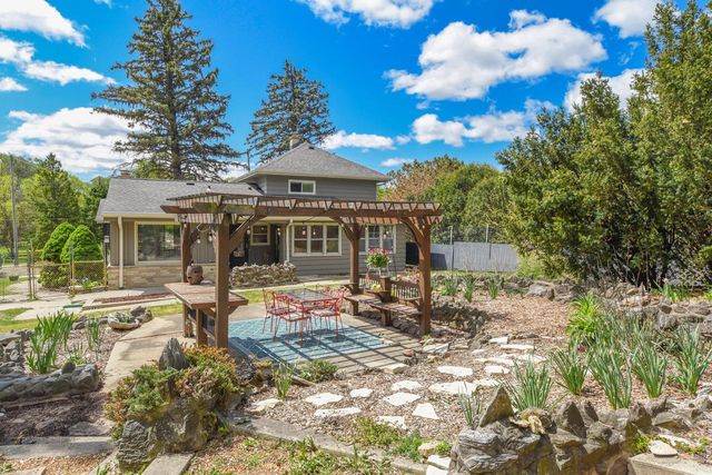 N48W16806 Lisbon ROAD, Menomonee Falls, WI 53051