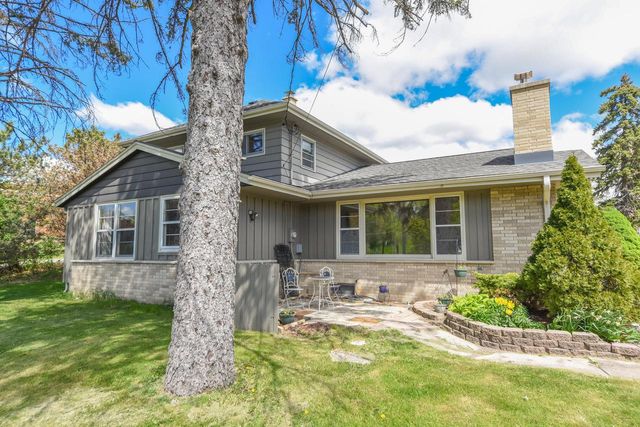 N48W16806 Lisbon ROAD, Menomonee Falls, WI 53051