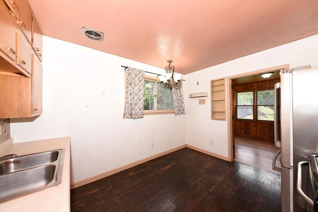 N48W16806 Lisbon ROAD, Menomonee Falls, WI 53051
