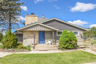 N48W16806 Lisbon ROAD, Menomonee Falls, WI 53051