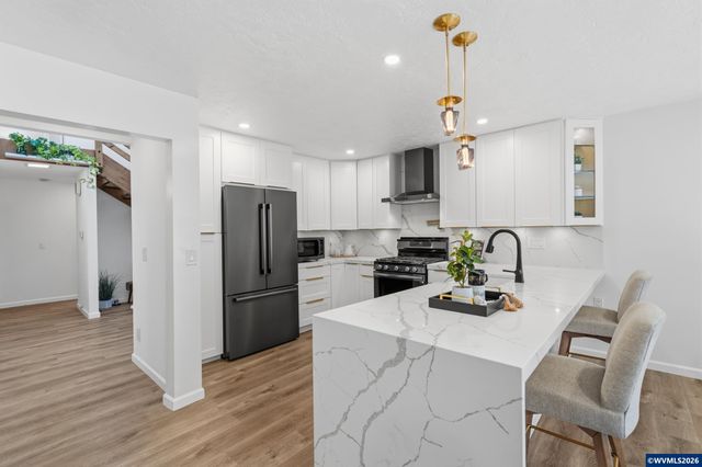 4293 NW Elmwood Dr, Corvallis, OR 97330